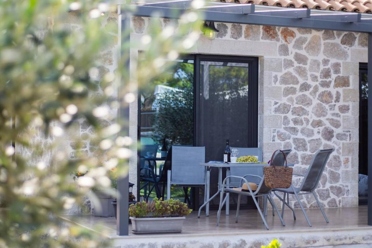 Villa On The Sea Agia Marina  المظهر الخارجي الصورة