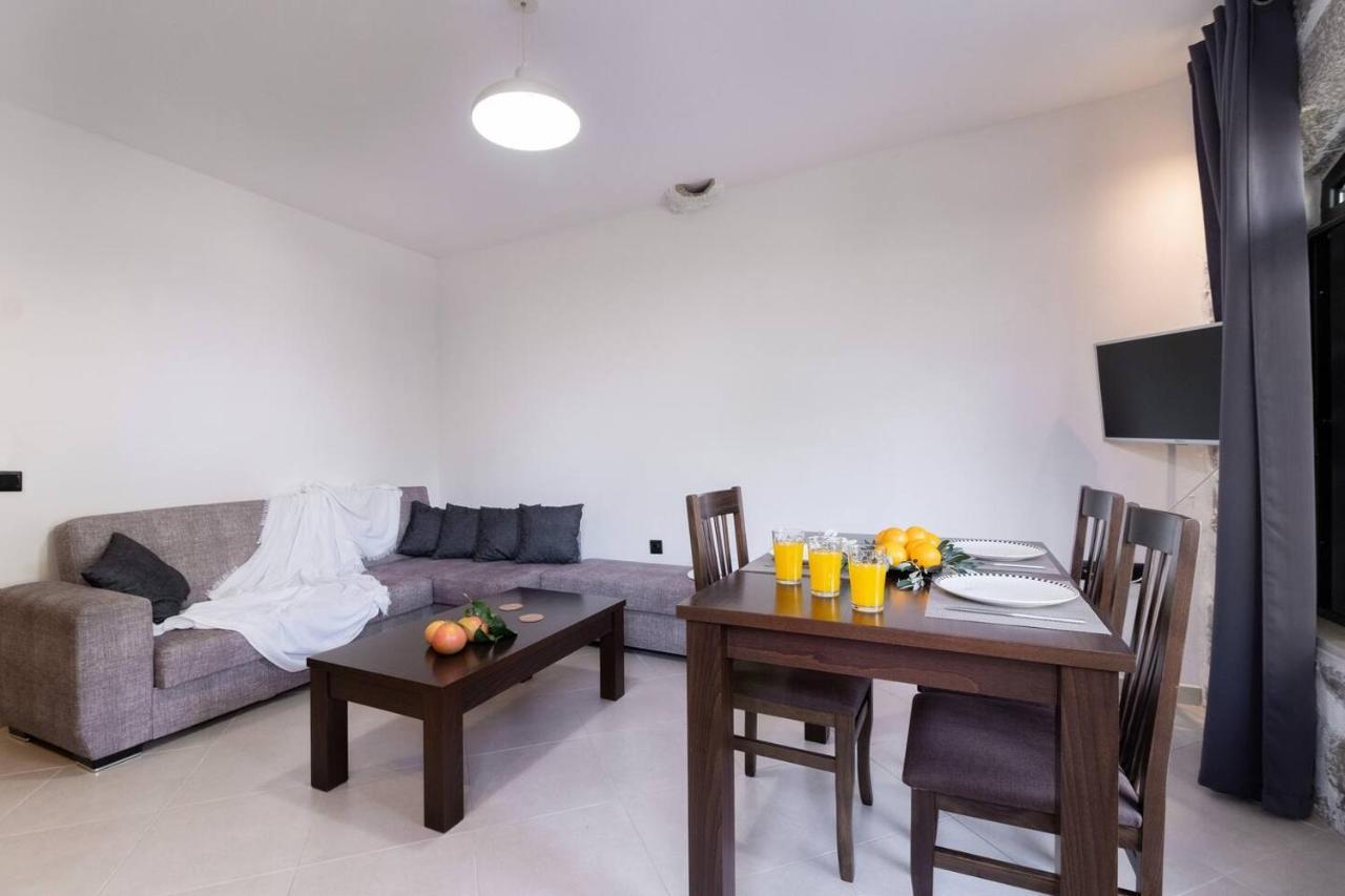 Villa On The Sea Agia Marina  المظهر الخارجي الصورة