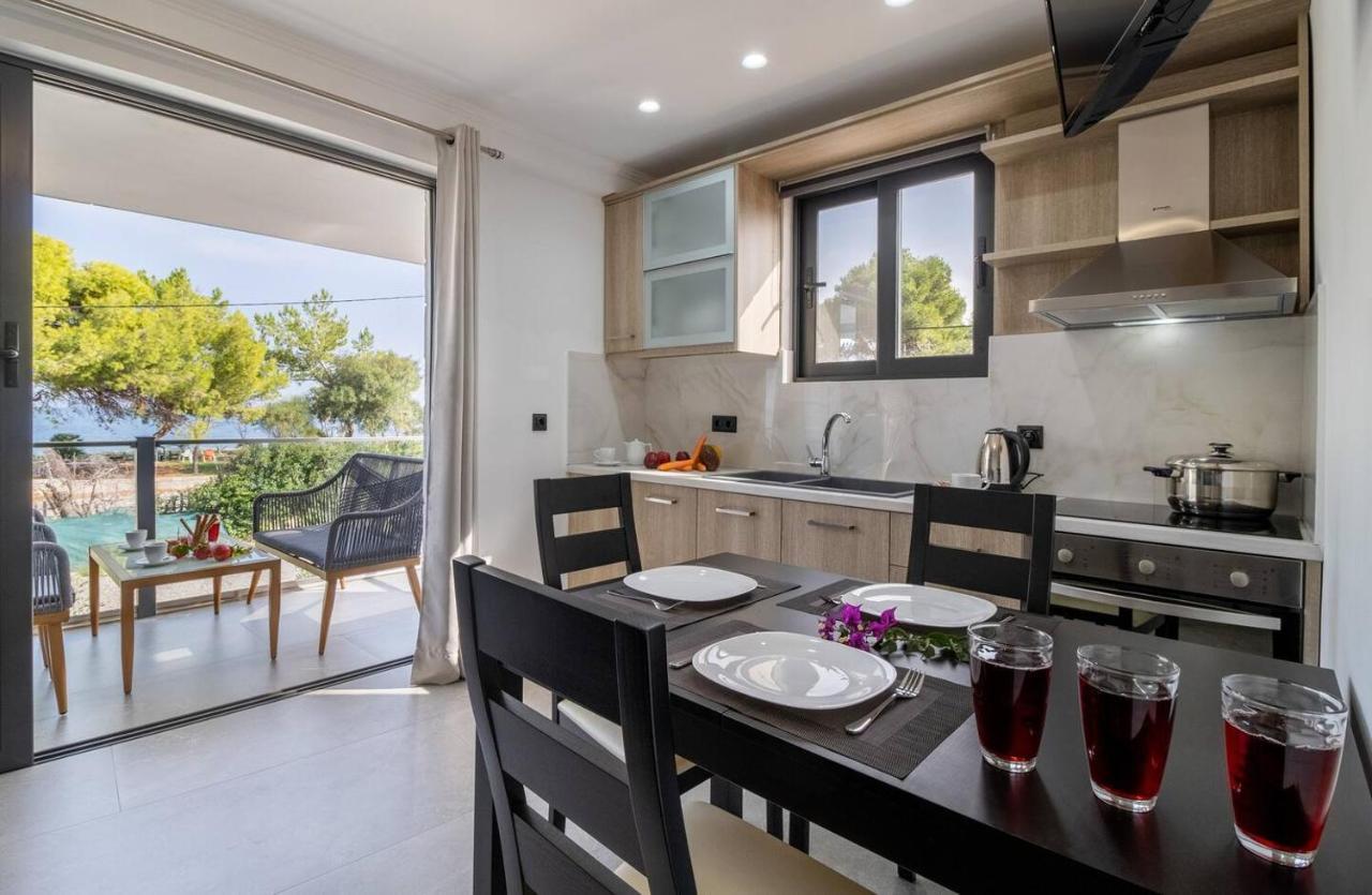 Villa On The Sea Agia Marina  المظهر الخارجي الصورة