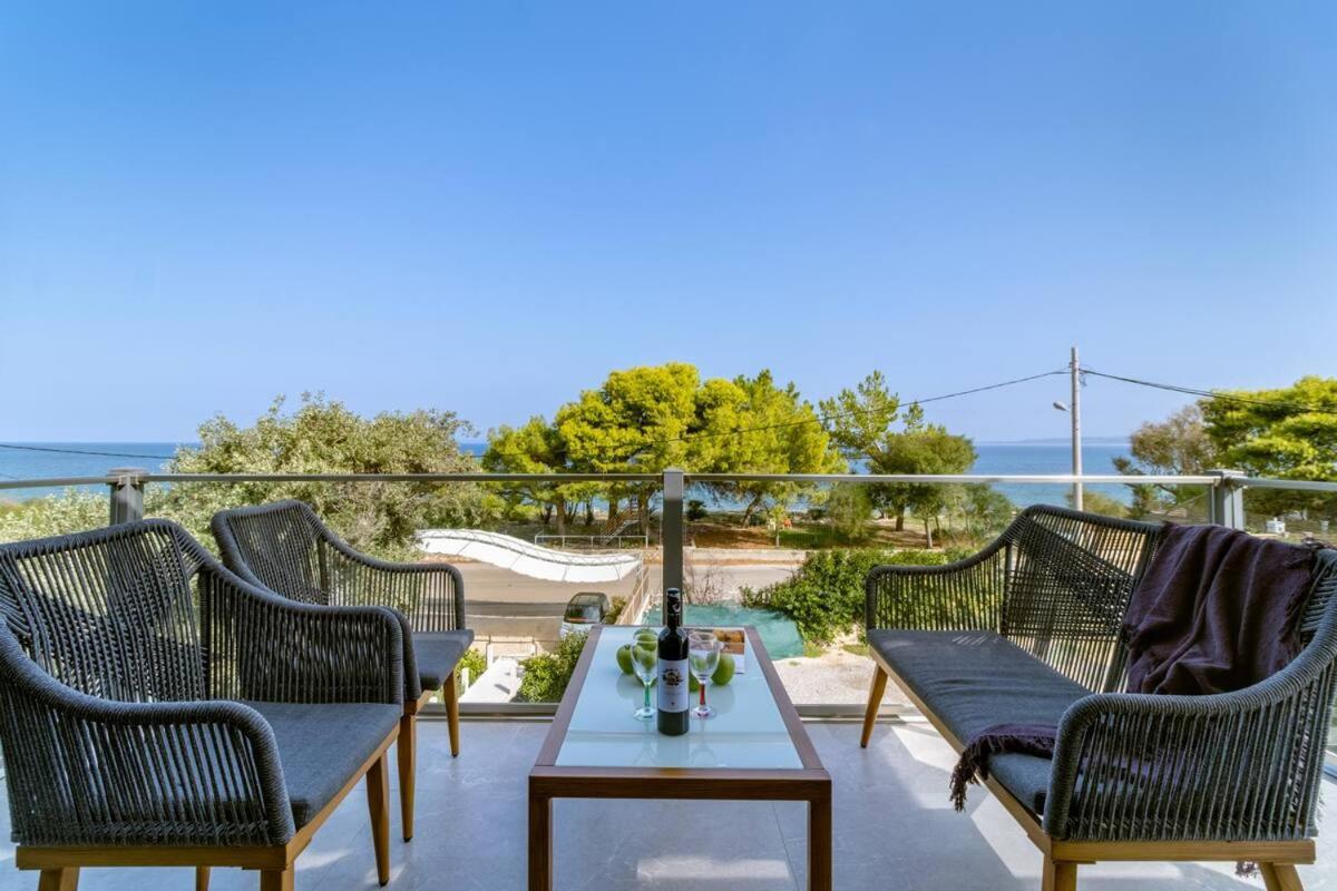 Villa On The Sea Agia Marina  المظهر الخارجي الصورة