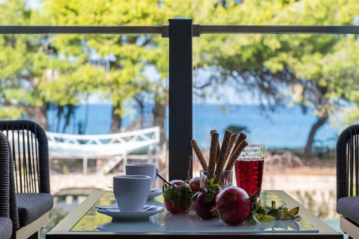 Villa On The Sea Agia Marina  المظهر الخارجي الصورة
